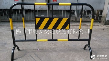 高溫?zé)h漆鐵馬 鐵馬護(hù)欄 市政鐵馬 施工護(hù)欄 隔離護(hù)欄 鐵馬 分道護(hù)欄 鐵馬護(hù)欄加鐵板