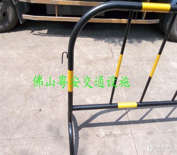 四管鐵馬 焗漆反光護(hù)欄 鐵馬護(hù)欄 市政鐵馬 鐵馬圍欄 施工護(hù)欄